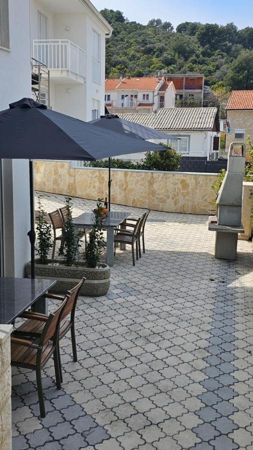 Apartmani Barnjak Трогир Екстериор снимка