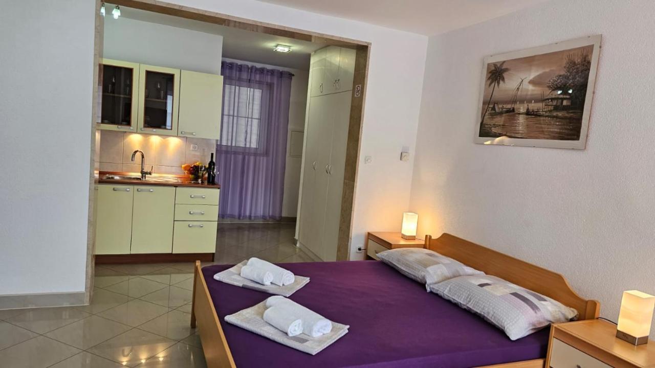Apartmani Barnjak Трогир Екстериор снимка