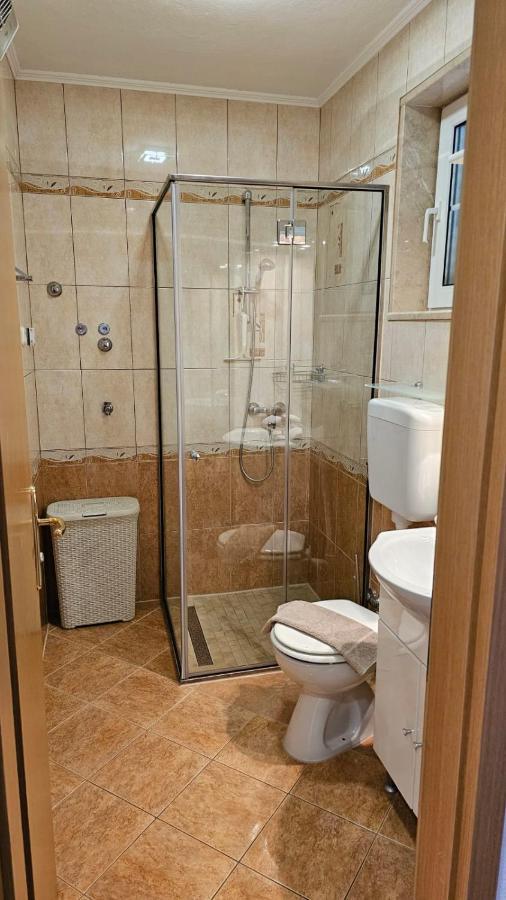 Apartmani Barnjak Трогир Екстериор снимка