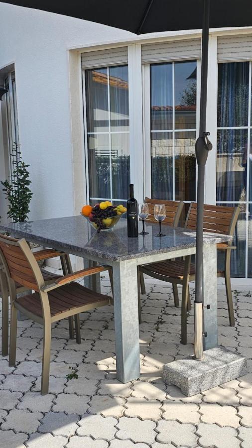 Apartmani Barnjak Трогир Екстериор снимка